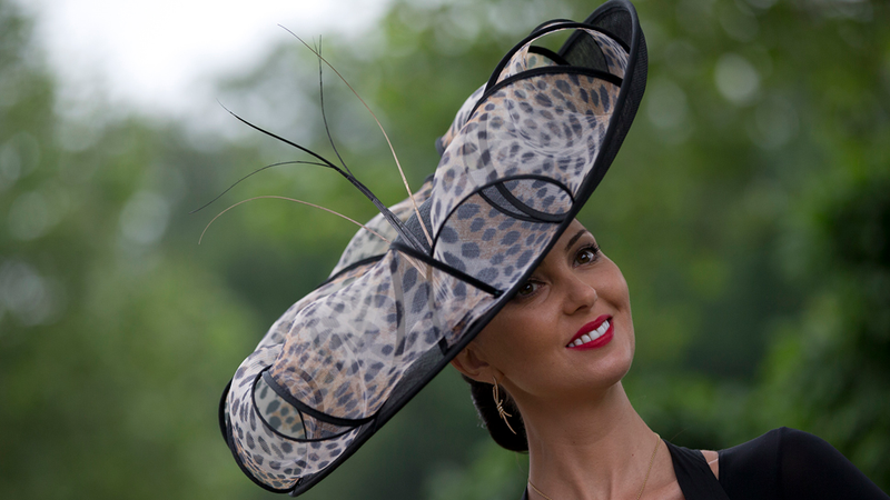 Illustration for article titled The Huge, Heavenly and Hilarious Hats of the Royal Ascot